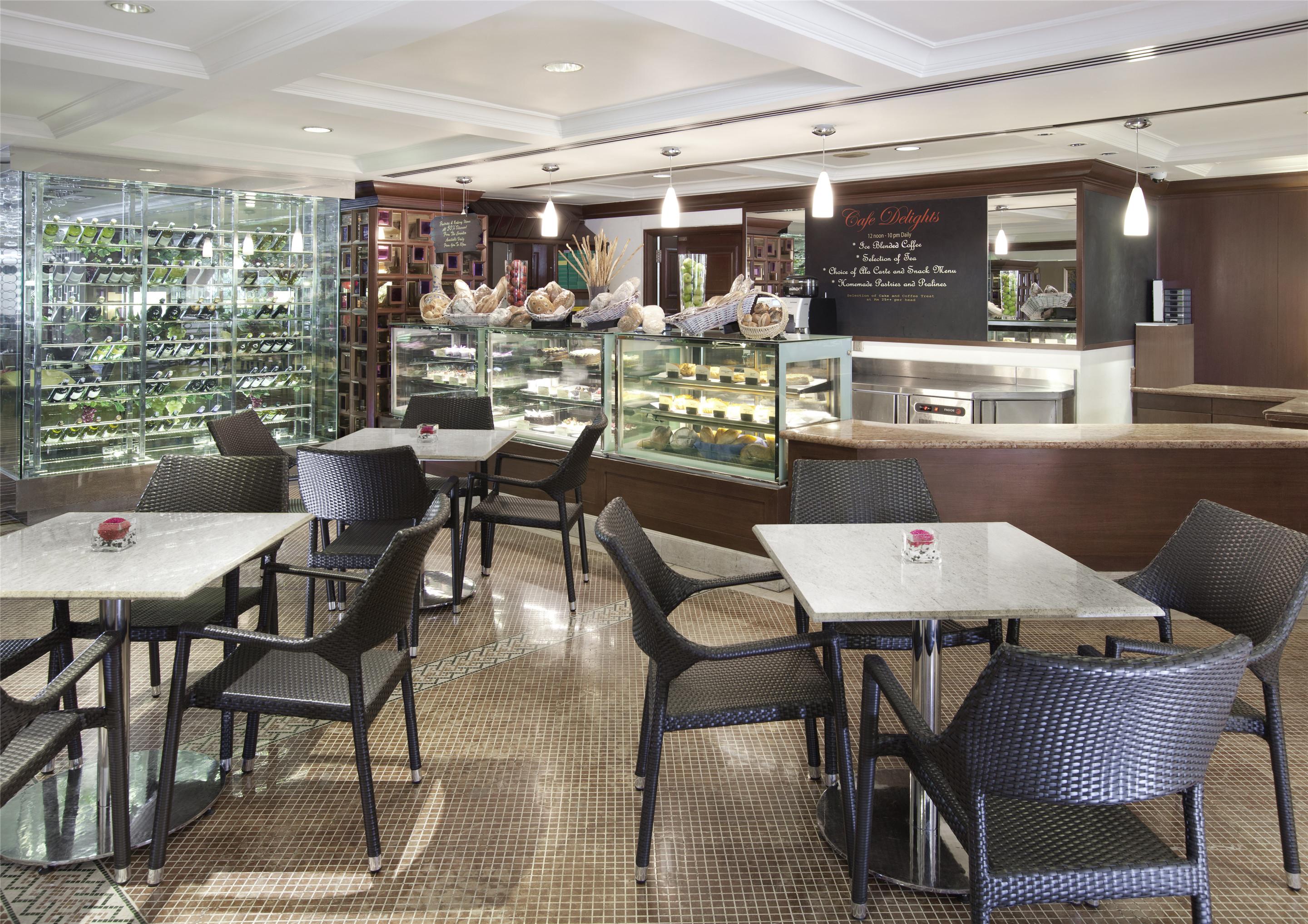 סובאנג ג'איה Dorsett Grand Subang Hotel מראה חיצוני תמונה The Coffee Bean & Tea Leaf in Hong Kong