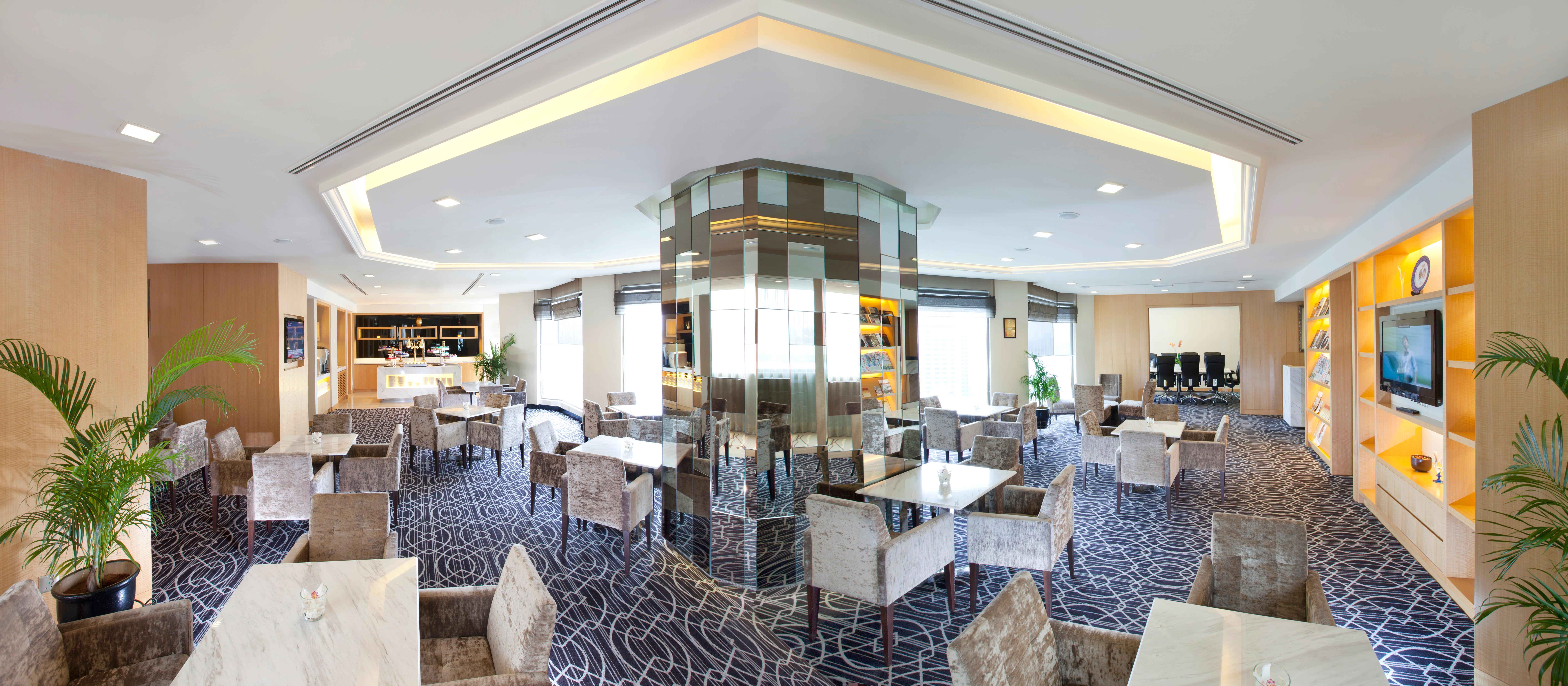 סובאנג ג'איה Dorsett Grand Subang Hotel מראה חיצוני תמונה The lounge at the airport